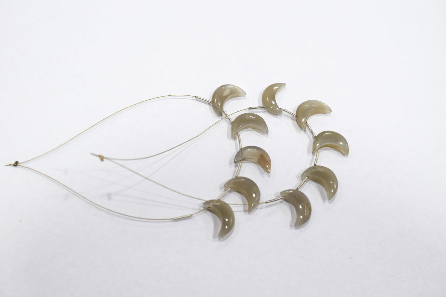 5 Pieces Grey Moonstone Smooth Crescent Half Moon Shape Briolettes , Sold By Strand , 7x17 - 8x18 mm , 17374
