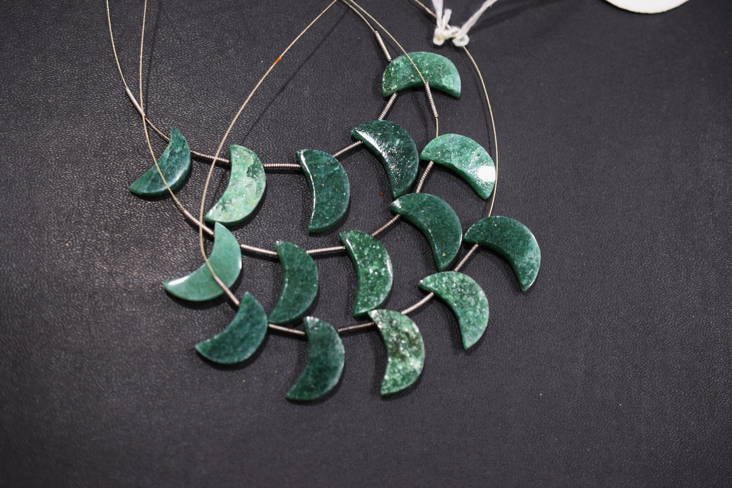 5 Pieces Green Aventurine Smooth Crescent Half Moon Shape Briolettes , Sold By Strand, 8x19 - 9x20 mm , 17381