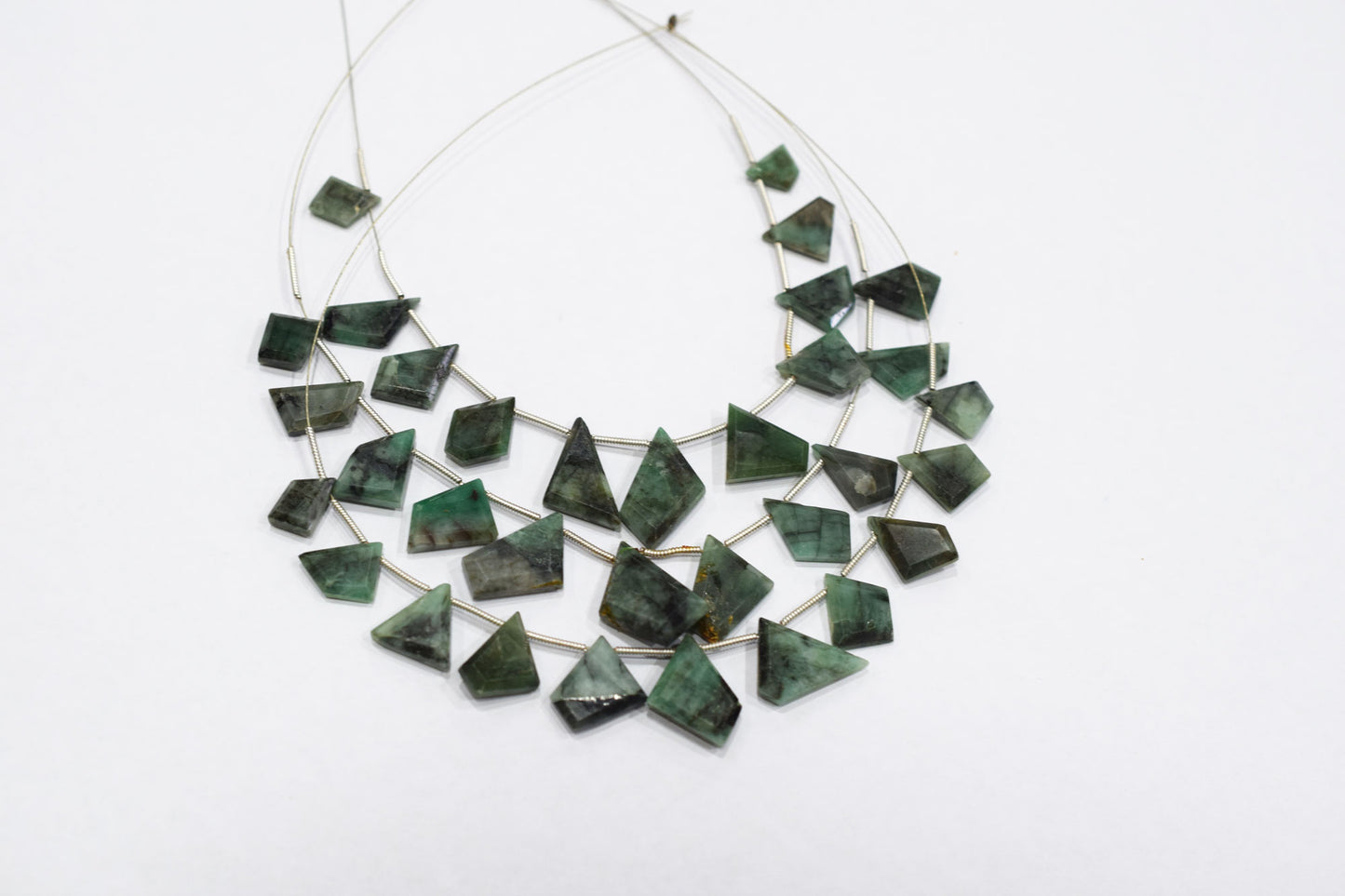 11 Pieces Sakota Emerald Crown Cut Tablets Geometrical Shape Briolettes , Sold By Strand , 7x9 - 11x14 mm , 17386