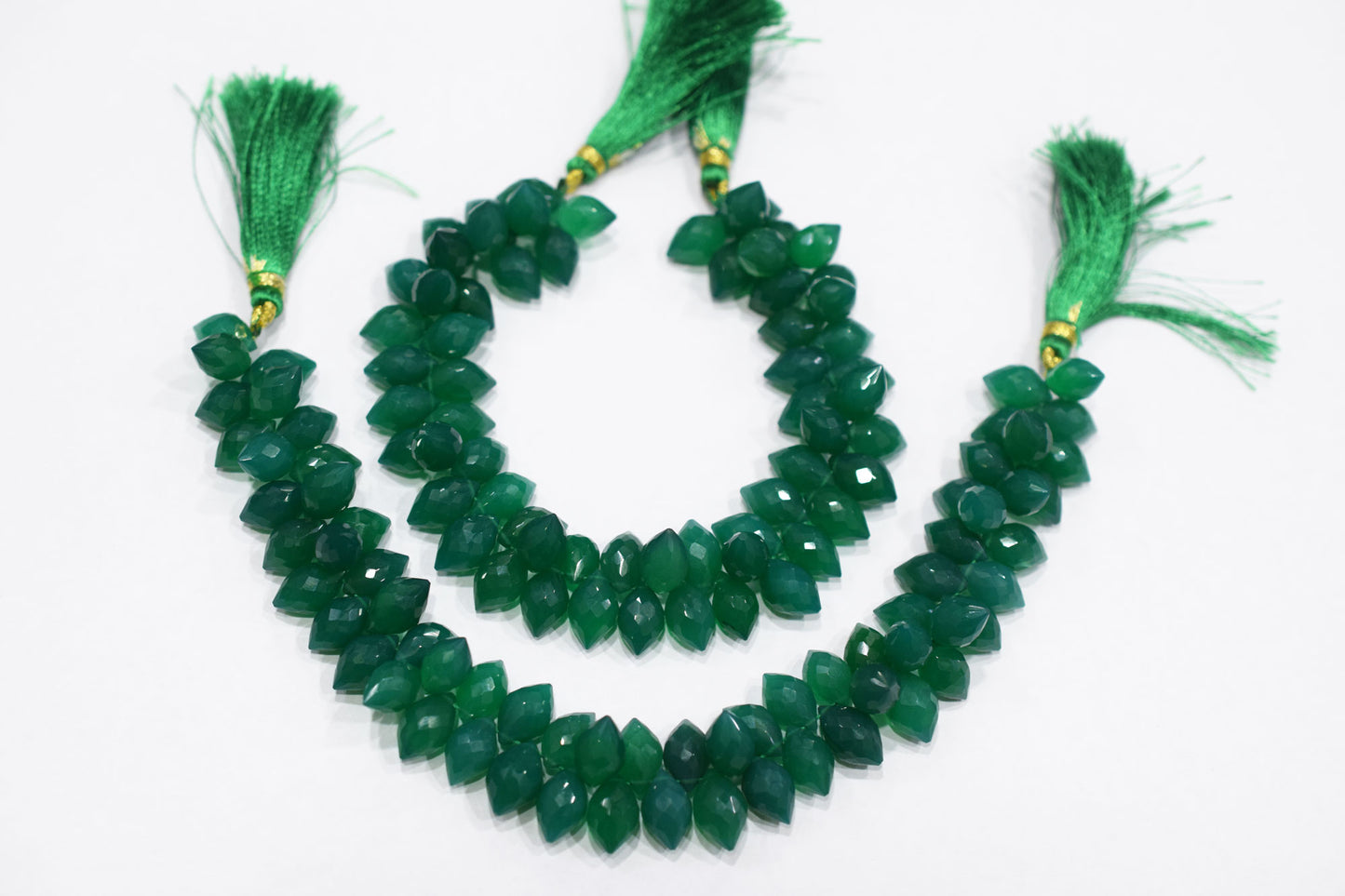 Natural Green Onyx Dew Drops Shape Beads , Sold By Strand , 7x11 - 7x12 mm , 8 Inches , 18339