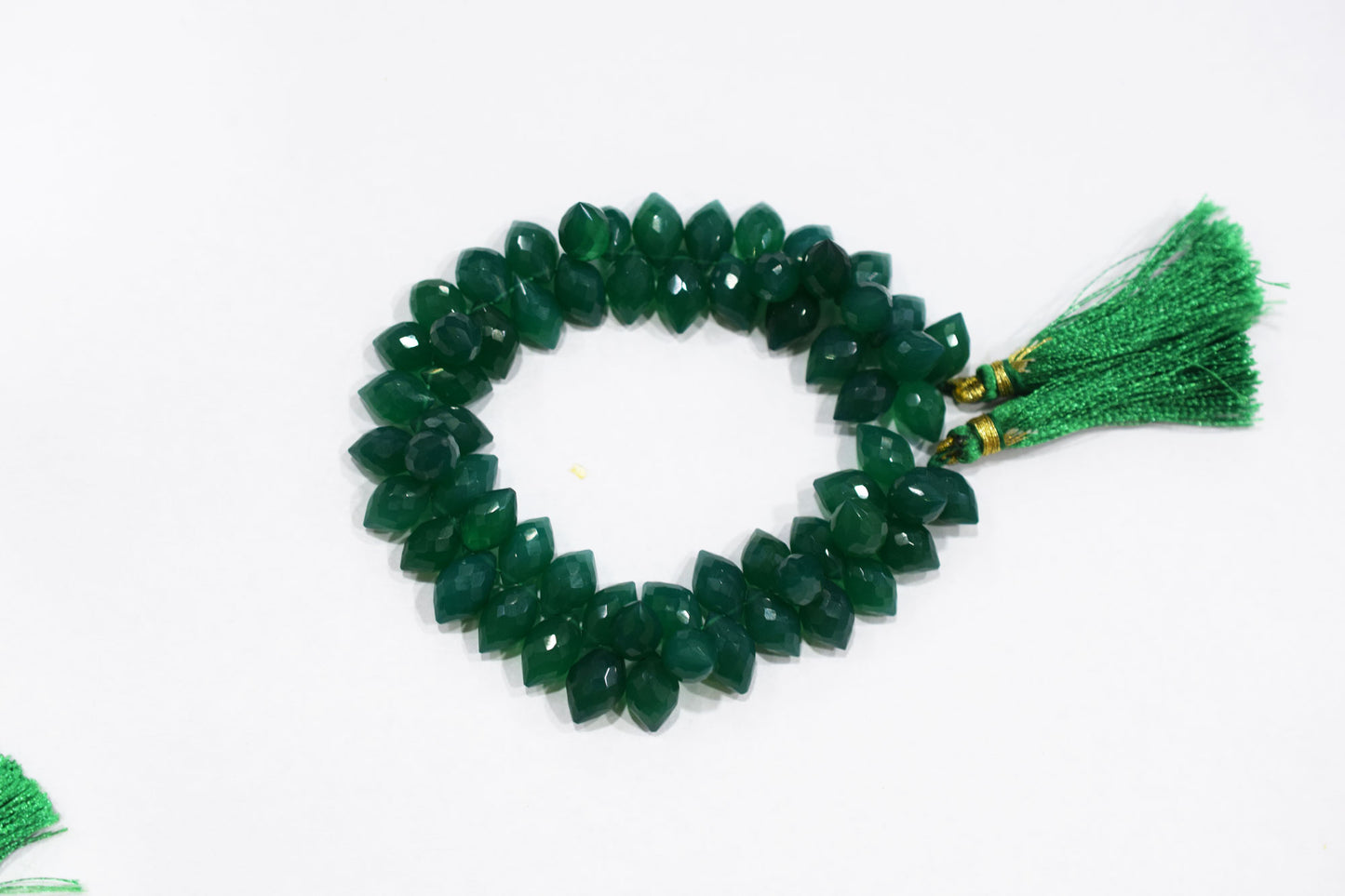 Natural Green Onyx Dew Drops Shape Beads , Sold By Strand , 7x11 - 7x12 mm , 8 Inches , 18339