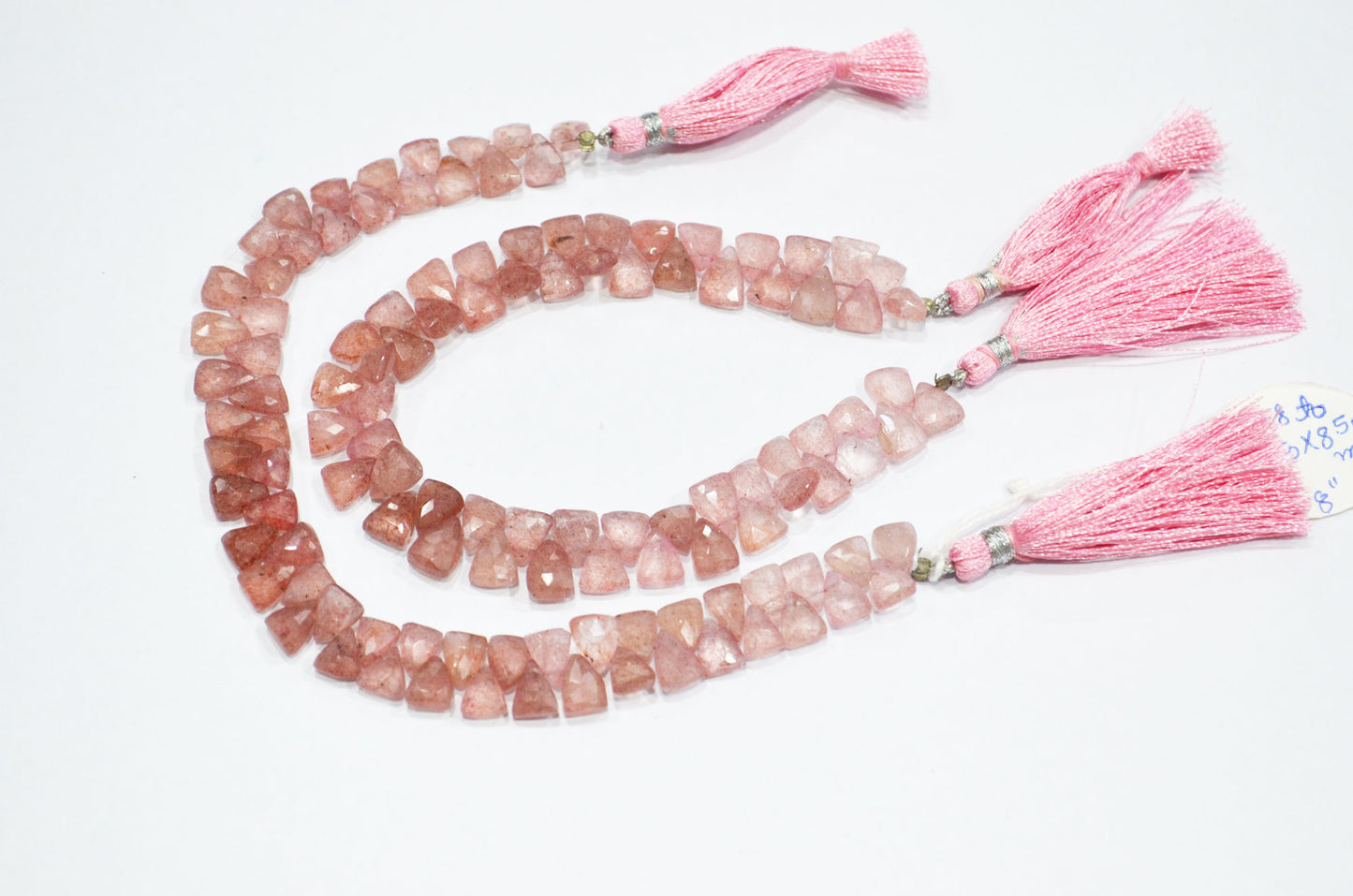 Natural Red Strawberry Trillion Shape Beads , Sold By Strand , 8 Inches , 6x8 - 7x9 mm , 19454