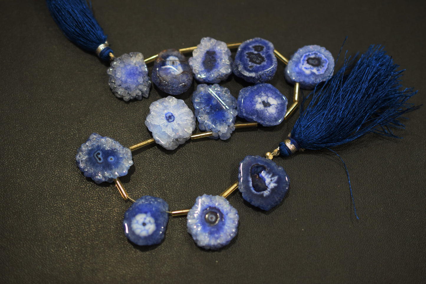 Iolite Color Druzy Nuggets Shape Briolettes , Sold By Strand , 13x20 - 18x21 mm , 8" , 20636