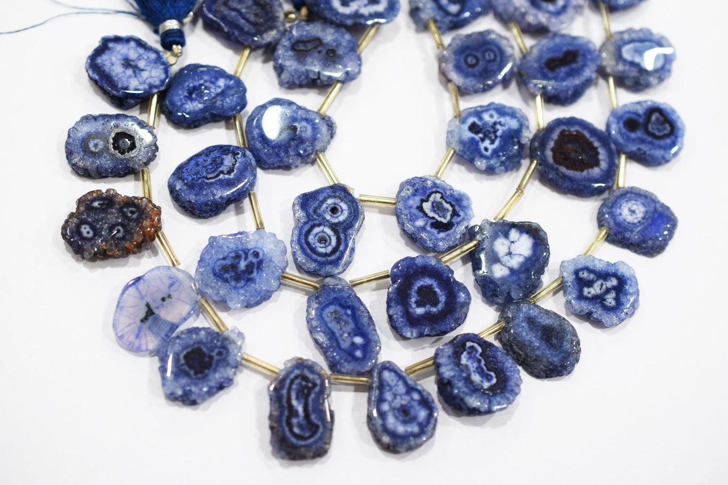 Iolite Color Druzy Nuggets Shape Briolettes , Sold By Strand , 12x15 - 15x18 mm , 8" , 20637