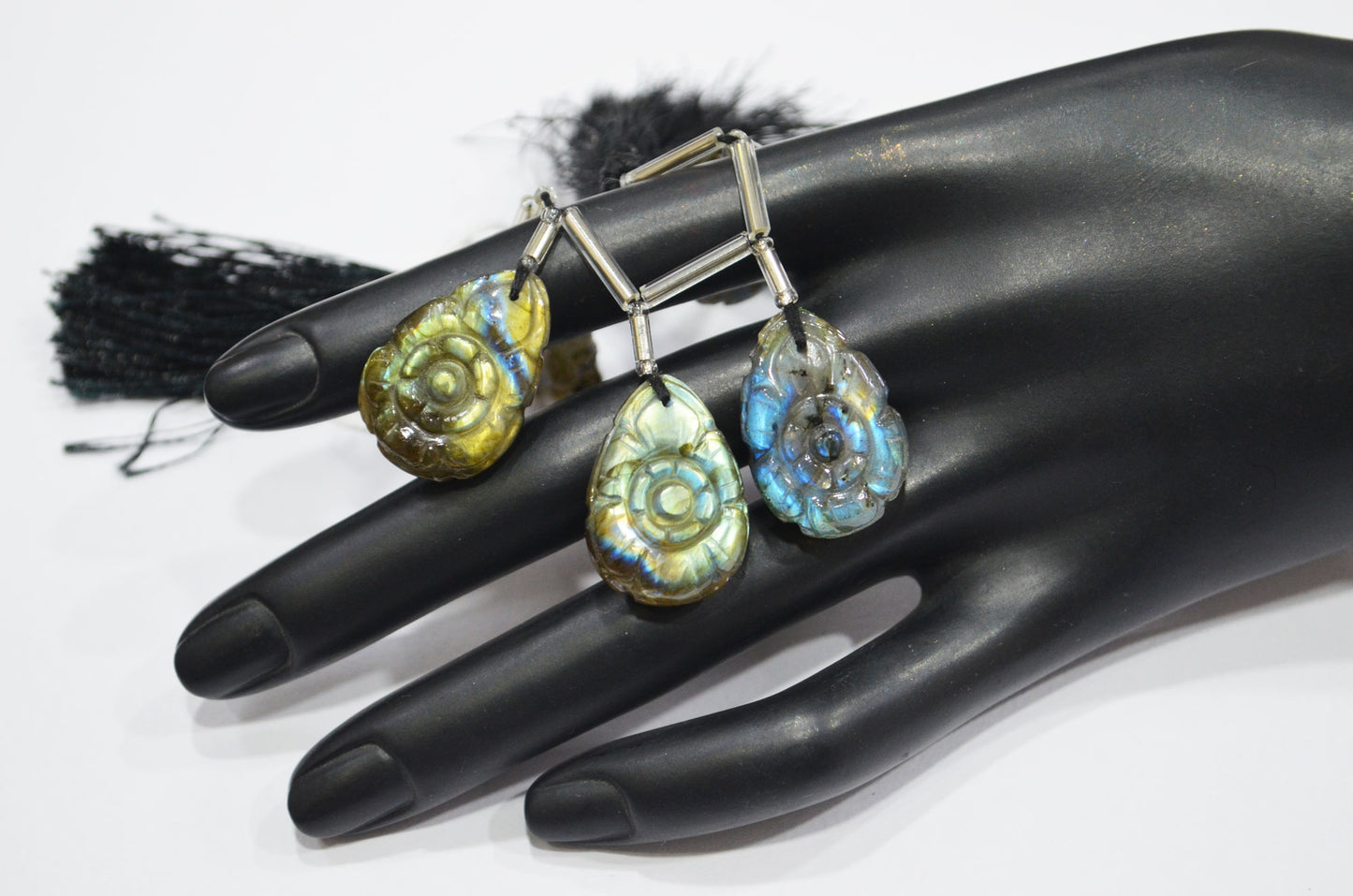 5 Pieces In A Strand Labradorite Carved Pear Shape Beads , Sold By Strand , 16x21 - 18x25 mm , 32272