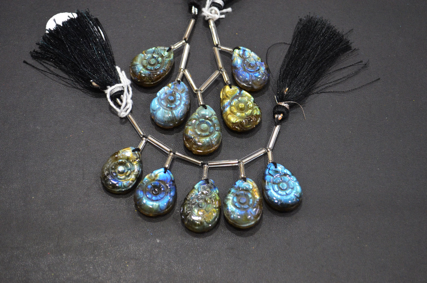 5 Pieces In A Strand Labradorite Carved Pear Shape Beads , Sold By Strand , 16x21 - 18x25 mm , 32272