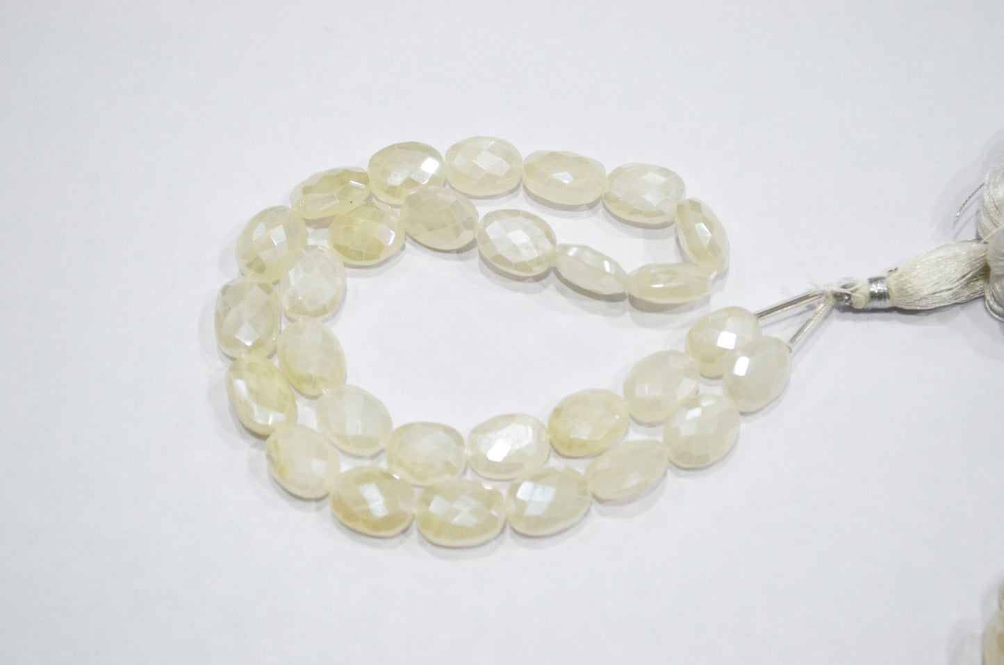 Mystic White Moonstone Oval Shape Beads , Sold By Strand , 16 Inches , 10.50x13 - 11x15 mm , 32334