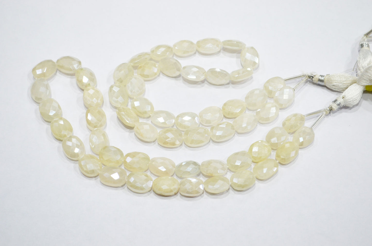 Mystic White Moonstone Oval Shape Beads , Sold By Strand , 16 Inches , 10.50x13 - 11x15 mm , 32334