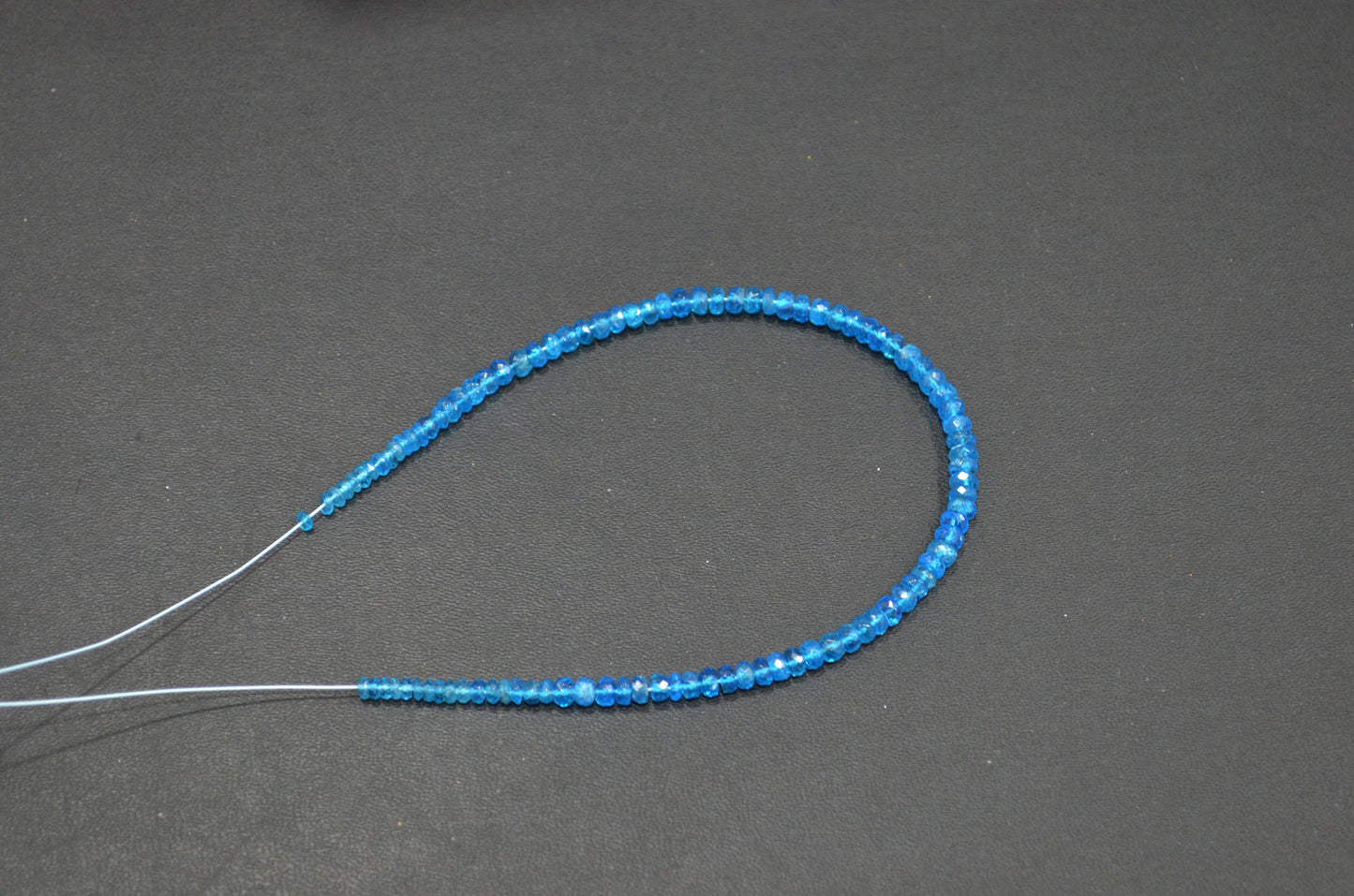 Neon Apatite Faceted Rondelle Shape Beads , 8.50 Inches , 3 - 4 mm , 32386