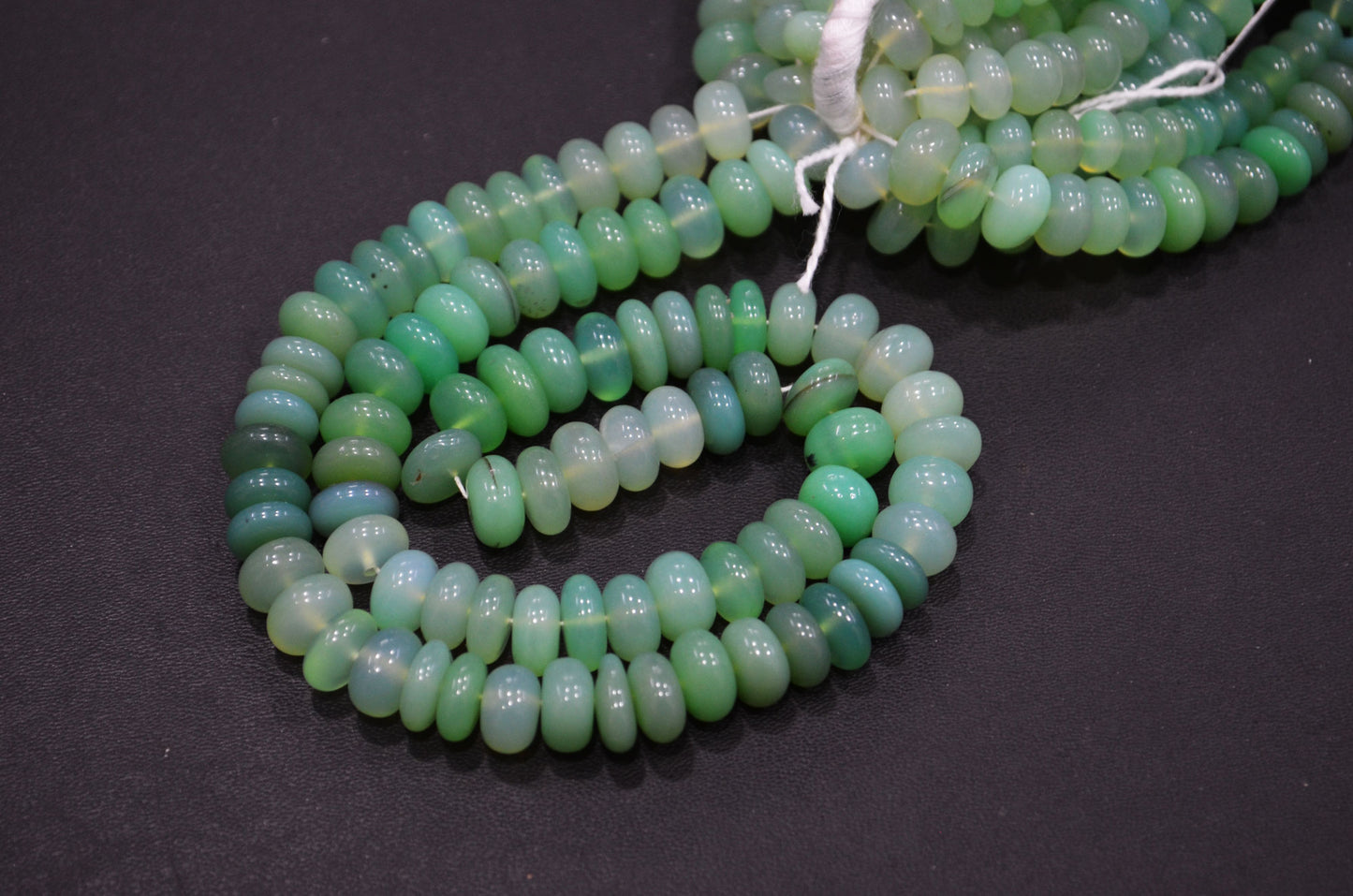 Shaded Chrysoprase Chalcedony Smooth Rondelle Shape Beads , Sold By Strand , 7.50 - 9 mm , 16" , 32639