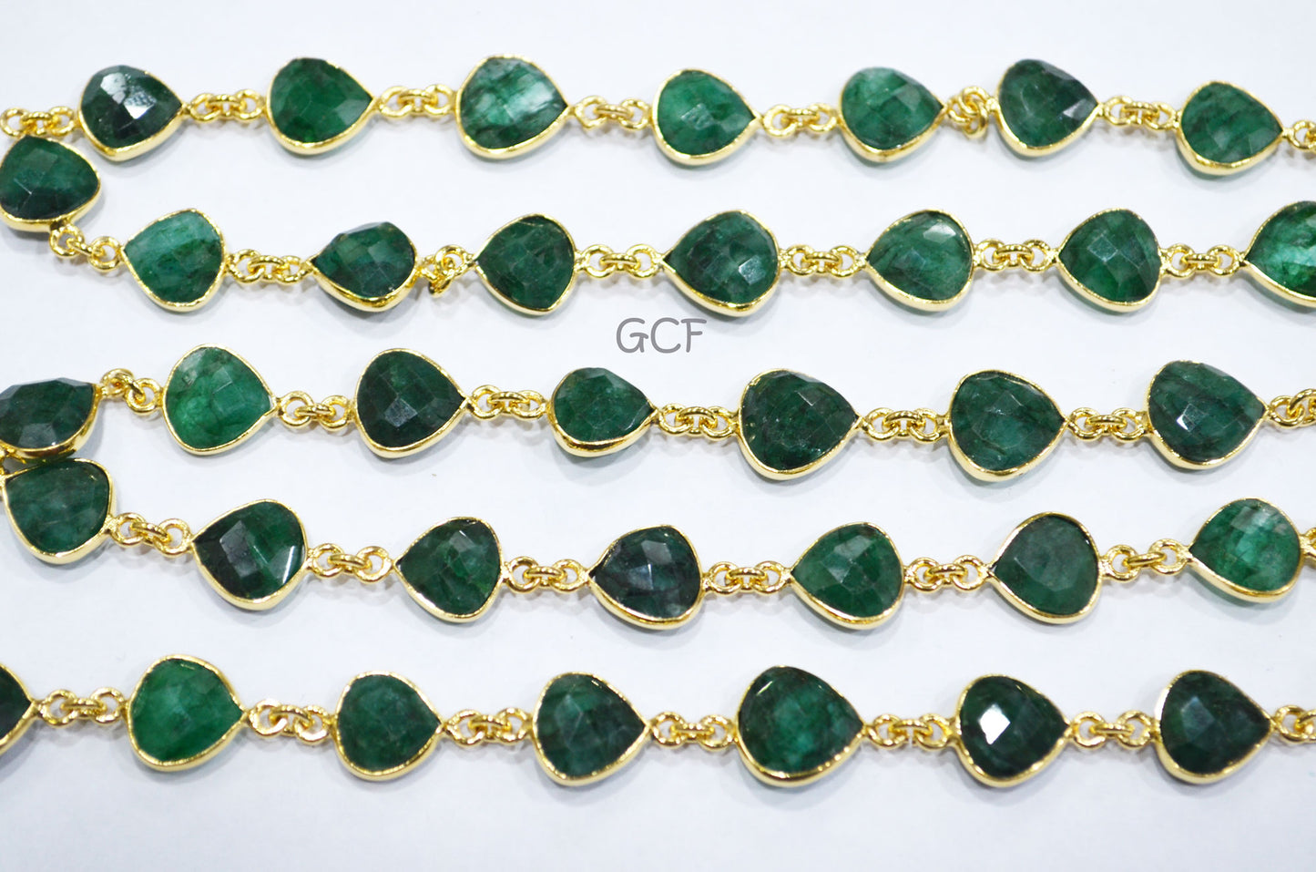 Corundum Emerald Faceted Heart Shape Connector Chain , Corundum Emerald Heart Shape Bezel Link Chain , 10 - 11 mm , 6817