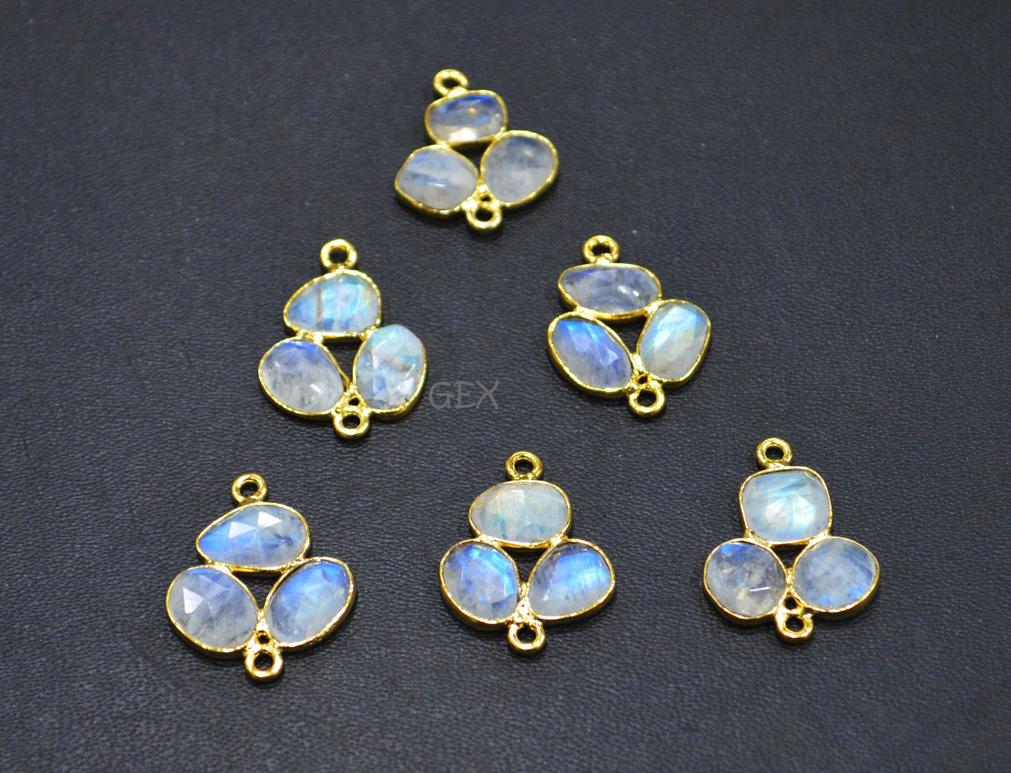 Natural Rainbow Moonstone Faceted 3 Pc Clover Connector , Natural Rainbow Moonstone Double Bail Bezel Charm Connector , Sold By Piece , 20 - 22 mm , R-029