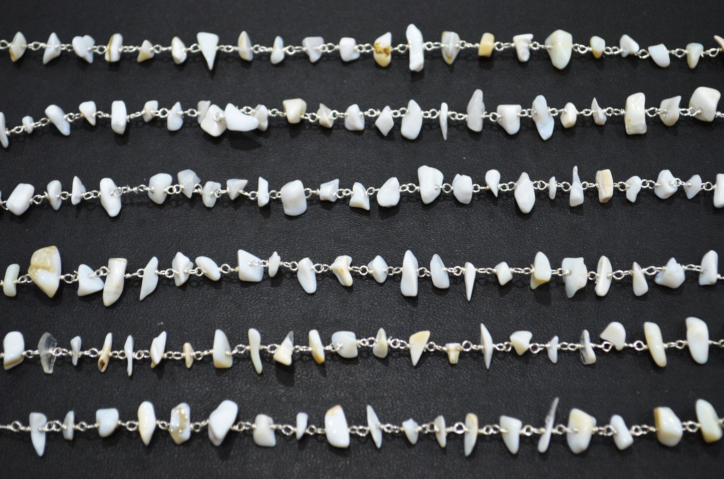 White Agate Smooth Irregular Flat Chips Shape Rosary Beaded Chain , 3 - 5 mm , RB-5880