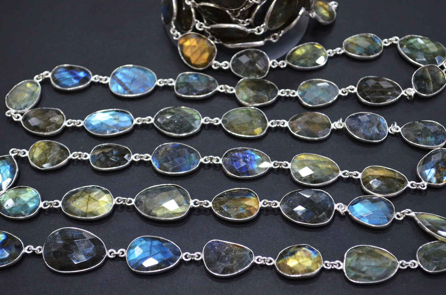 Labradorite Faceted Free Form Shape Connector Chain , 20 - 24 mm , RB-6027