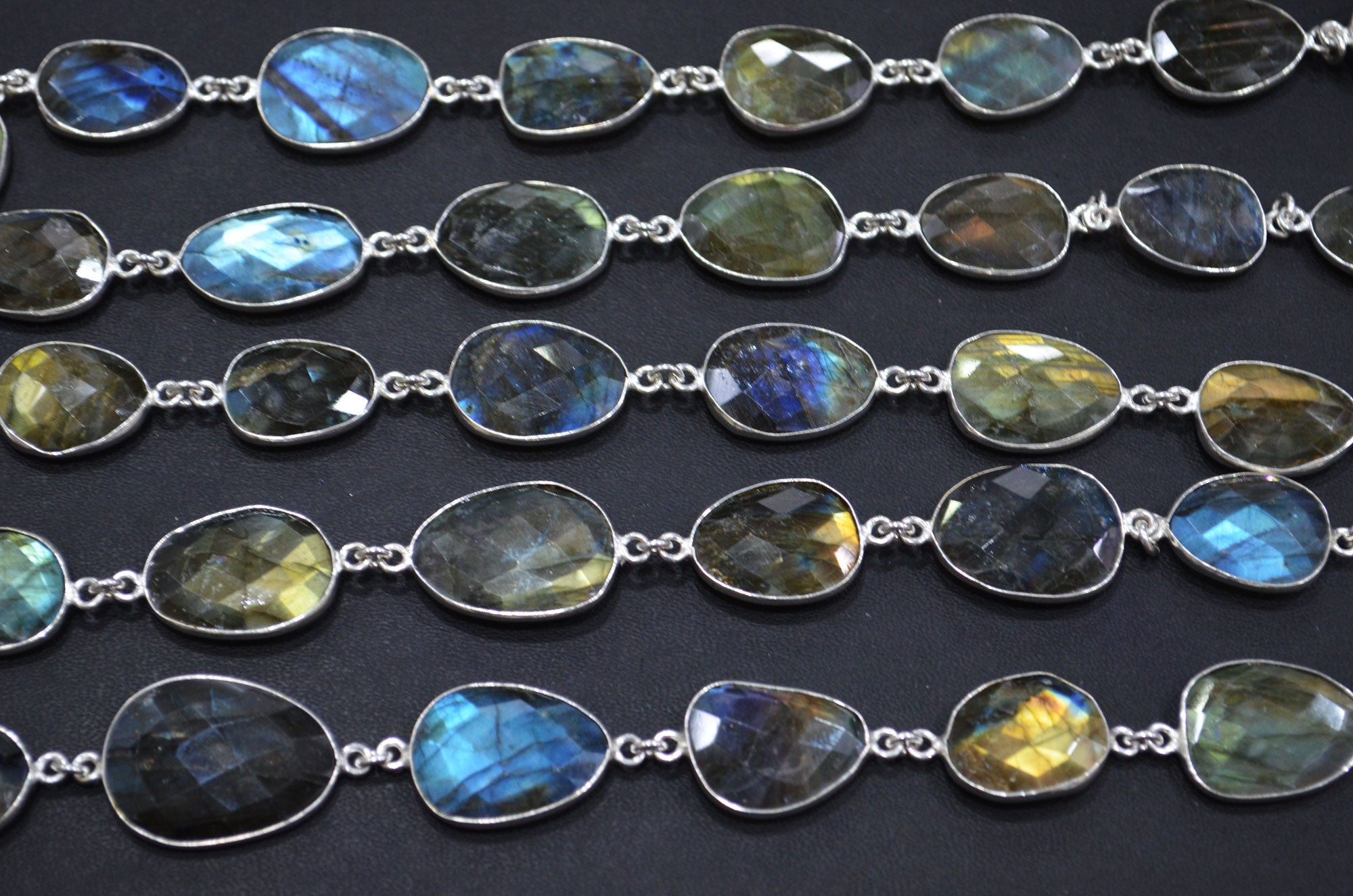 Labradorite Faceted Free Form Shape Connector Chain , 20 - 24 mm , RB-6027