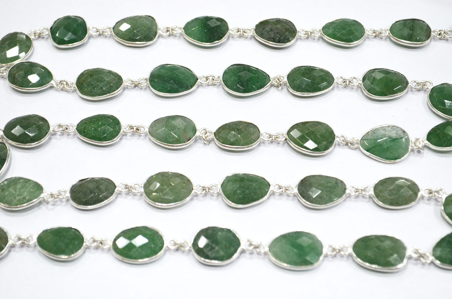 Green Strawberry Rock Quartz Slice Shape Connector Chain , 10 - 13 mm , RB-6332A