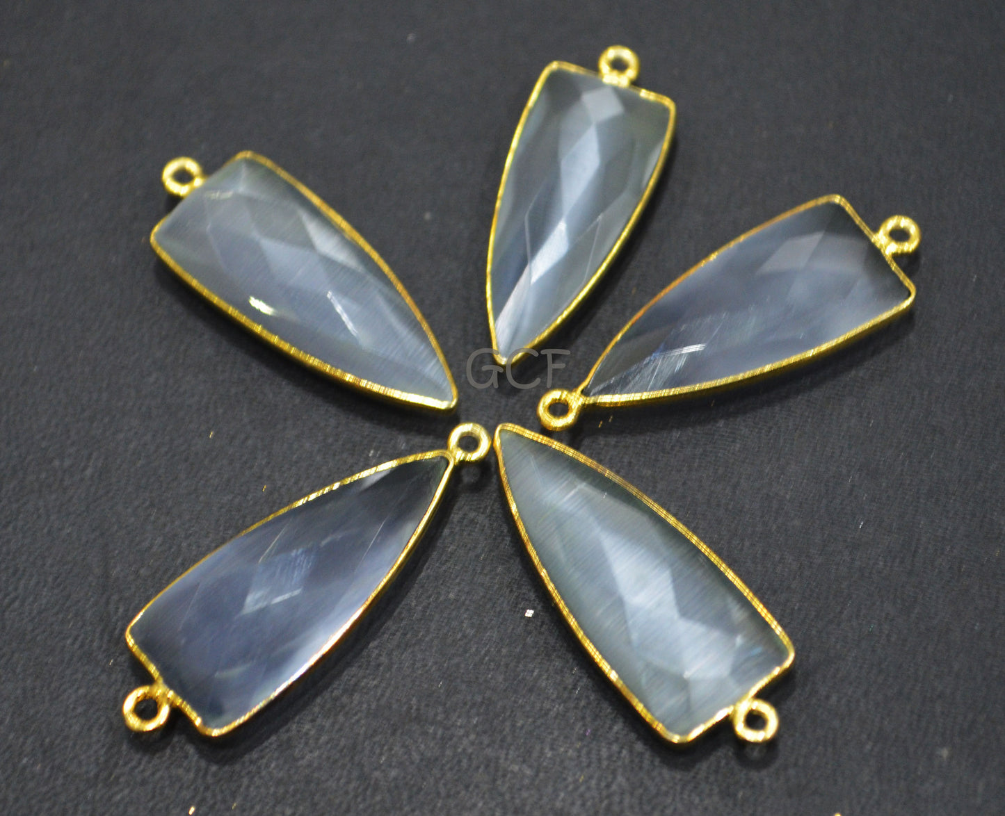 Gray Color Hydro Glass Faceted Connector , Gray Color Hydro Glass Arrowhead Shape Connector , Sold By Piece , 13x29 mm , RB-6956