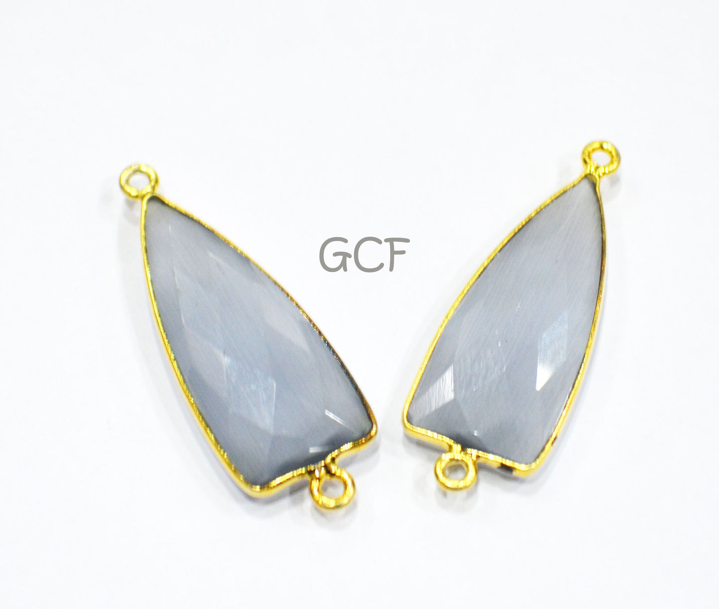 Gray Color Hydro Glass Faceted Connector , Gray Color Hydro Glass Arrowhead Shape Connector , Sold By Piece , 13x29 mm , RB-6956