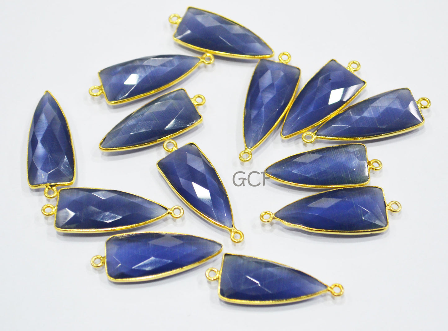 Violet Color Hydro Glass Faceted Connector , Violet Color Hydro Glass Arrowhead Shape Connector , Sold By Piece , 13x29 mm , RB-6961