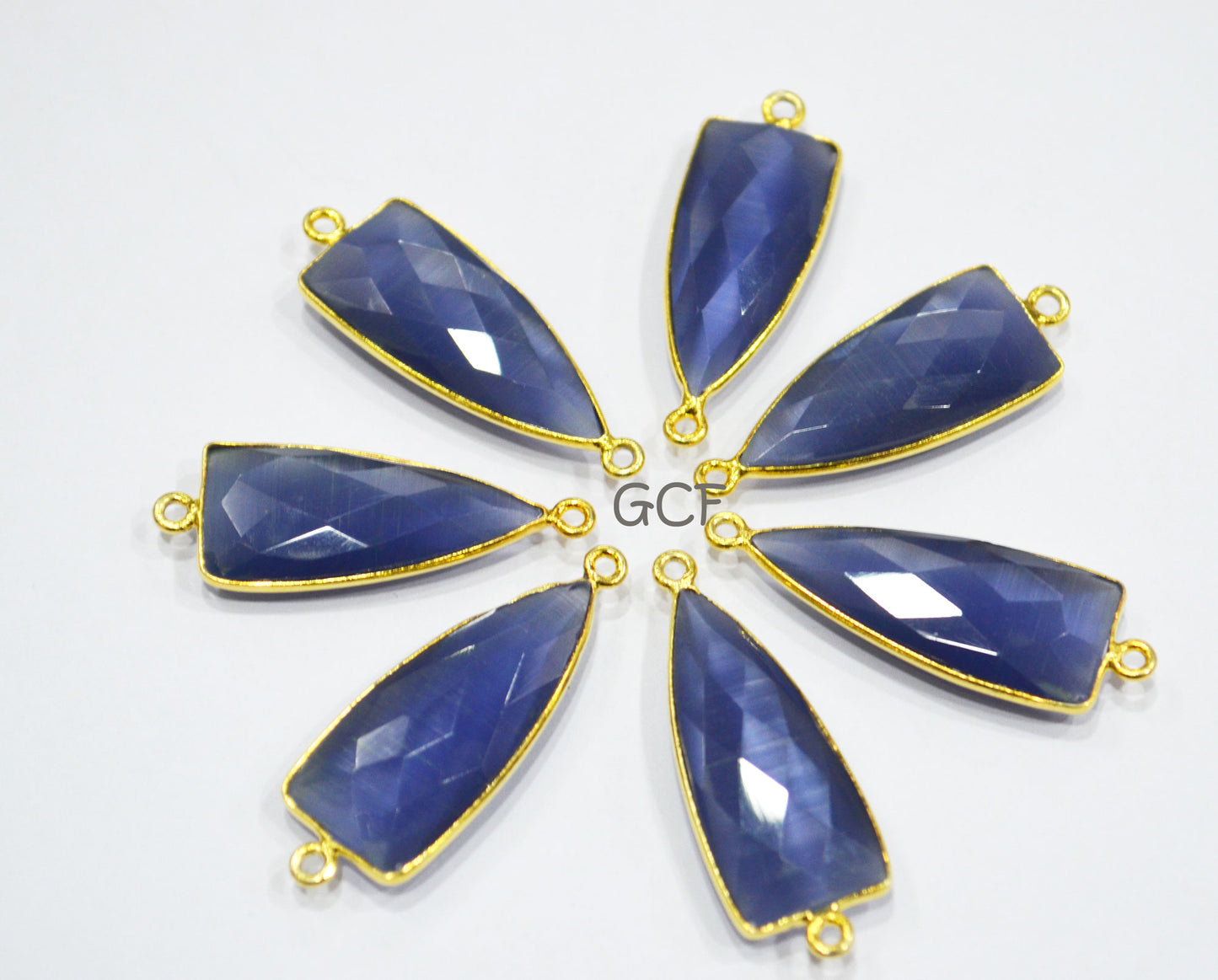 Violet Color Hydro Glass Faceted Connector , Violet Color Hydro Glass Arrowhead Shape Connector , Sold By Piece , 13x29 mm , RB-6961