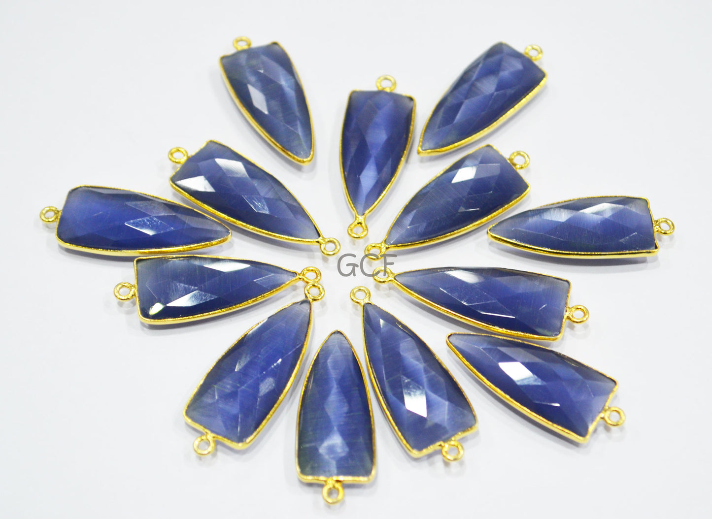 Violet Color Hydro Glass Faceted Connector , Violet Color Hydro Glass Arrowhead Shape Connector , Sold By Piece , 13x29 mm , RB-6961