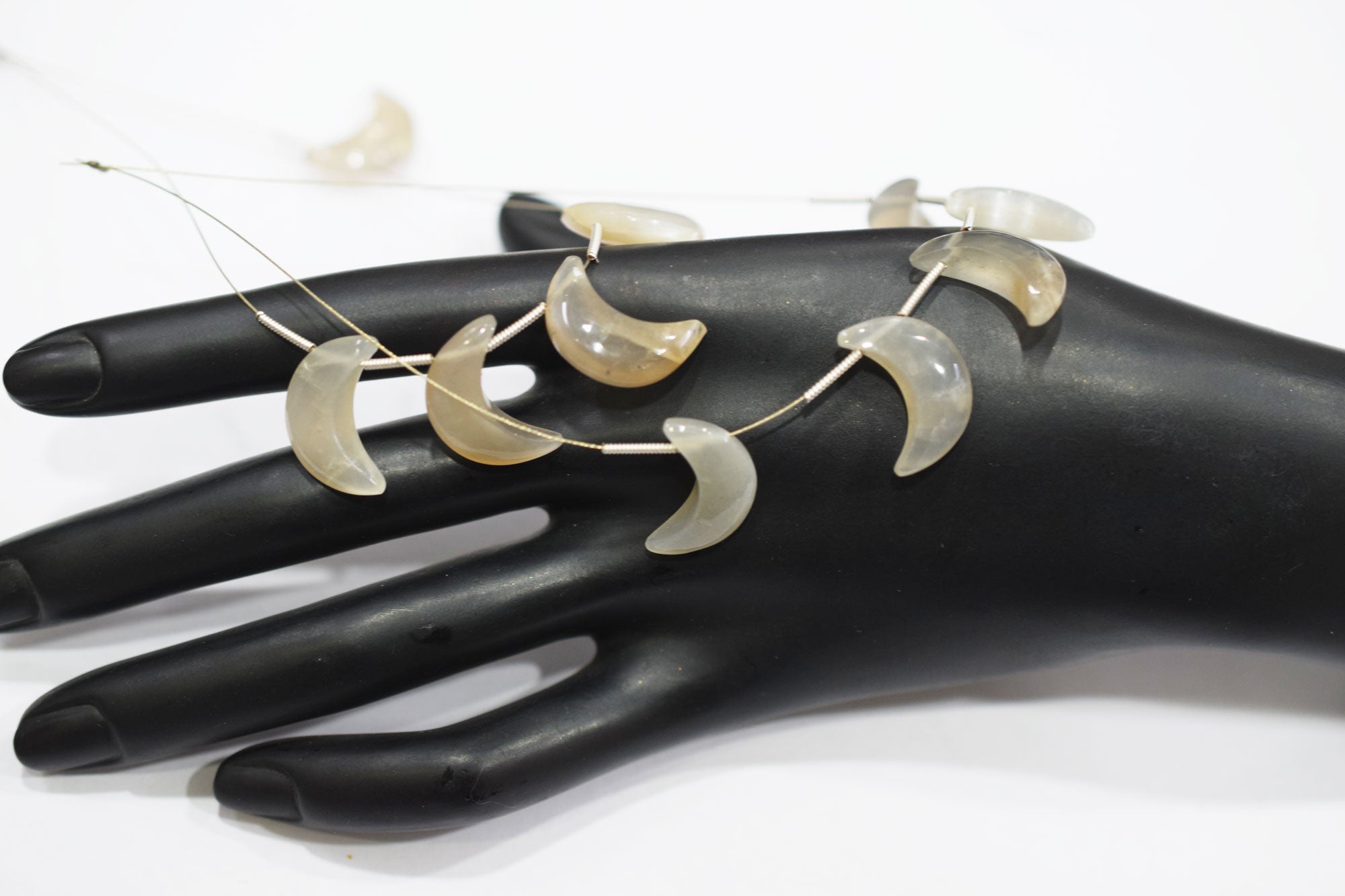 5 Pieces Grey Moonstone Smooth Crescent Half Moon Shape Briolettes , Sold By Strand , 7x17 - 8x18 mm , 17374