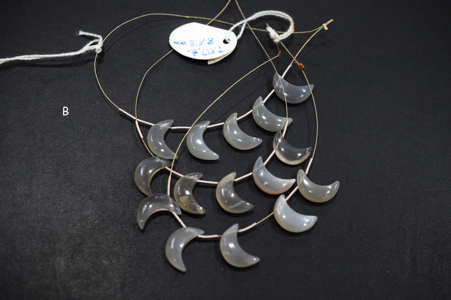 5 Pieces Grey Moonstone Smooth Crescent Half Moon Shape Briolettes , Sold By Strand , 7x17 - 8x18 mm , 17374