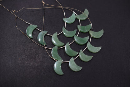 5 Pieces Grape Green Aventurine Smooth Crescent Half Moon Shape Briolettes , Sold By Strand , 9x20 - 10x20 mm , 17380