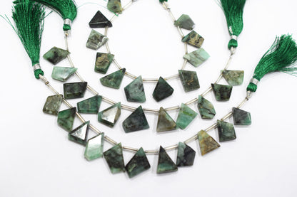 11 Pieces Sakota Emerald Crown Cut Tablets Geometrical Shape Briolettes , Sold By Strand , 10x17 - 14x20 mm , 17848
