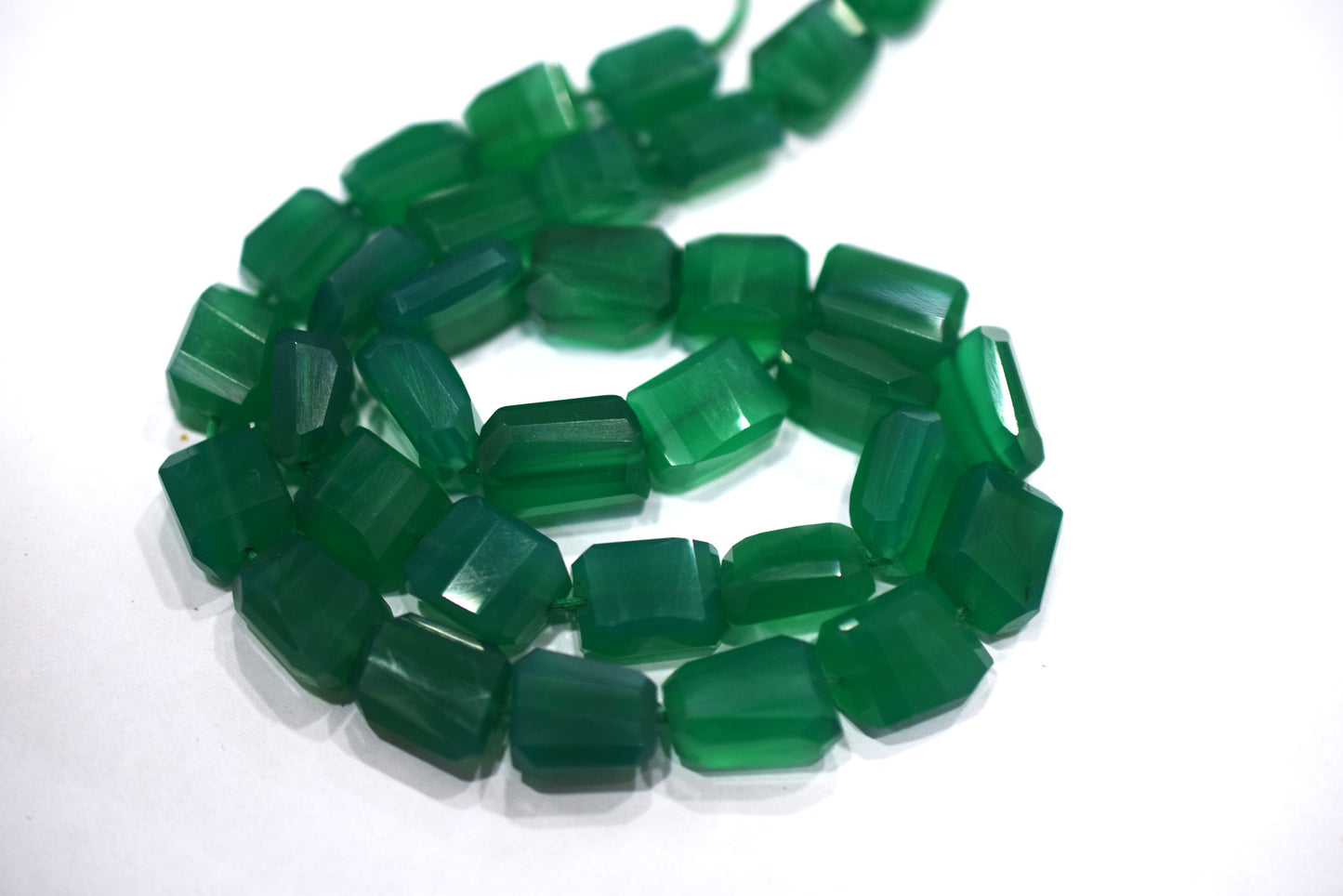 Green Onyx Laser Cut Nuggets Shape Beads ,Sold By Strand , 8.50x12 - 11x14 mm , 30412