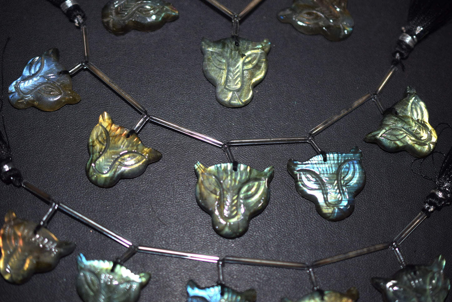 5 Pieces In A Strand Labradorite Carved Fox Shape Beads  Briolettes , Sold By Strand , 22x22 - 25x25 mm , 30416
