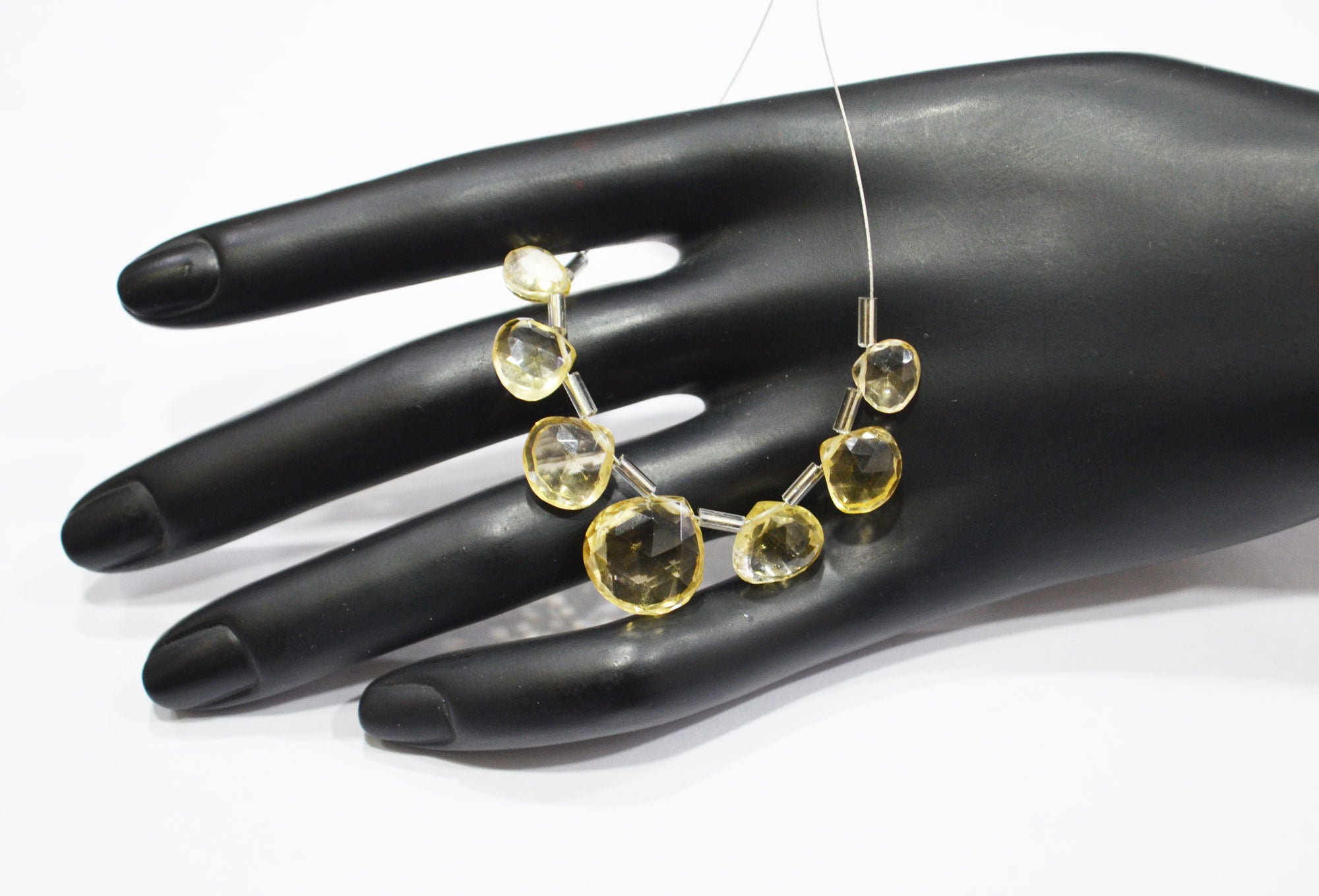 7 Pieces In A Strand Beer Quartz Heart Shape Beads , Sold By Strand , 7x7 - 13x13 mm , 32477