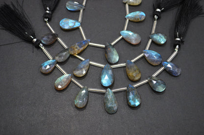 Labradorite Faceted Pear Shape Beads , 7 Pieces In A Strand , 10x16 - 11x22 mm , 32513