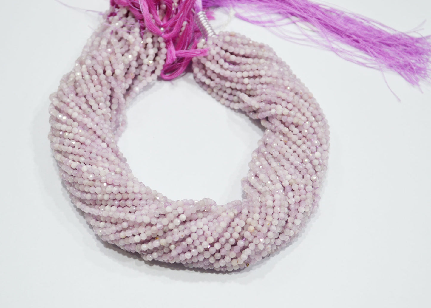 Lavender Quartz Faceted Round Shape Beads , Lavender Quartz Faceted Beads , Sold By Strand , 15.50 Inches , 3.25 mm , 32592