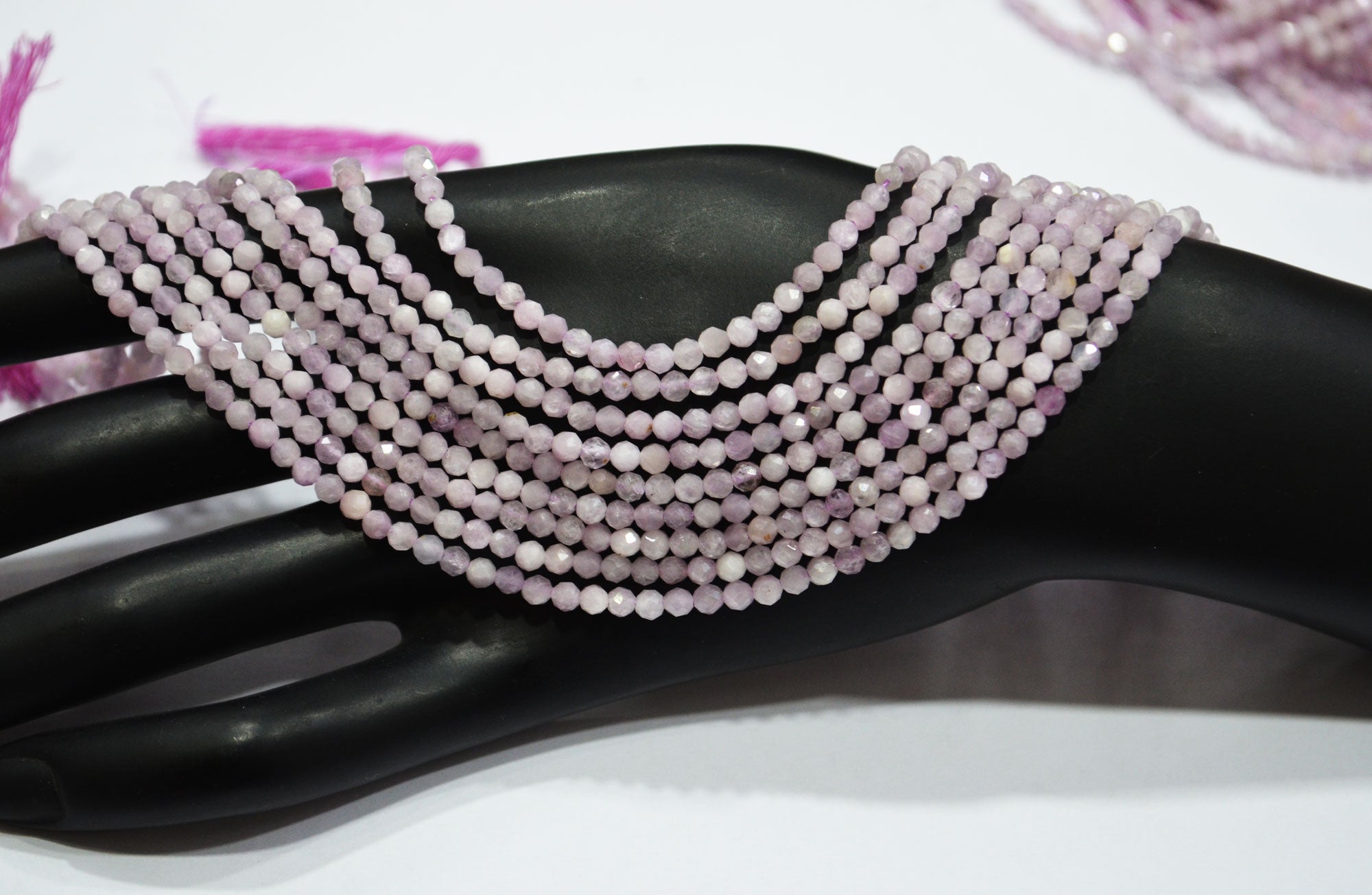 Lavender Quartz Faceted Round Shape Beads , Lavender Quartz Faceted Beads , Sold By Strand , 15.50 Inches , 3.25 mm , 32592