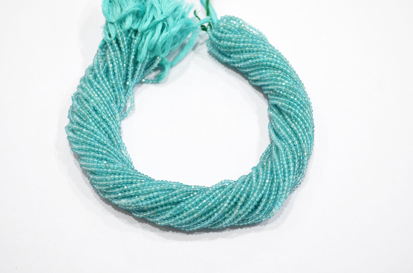 Sky Apatite Faceted Round Shape Beads , Sold By Strand , 13 Inches , 2.50 mm , 32602
