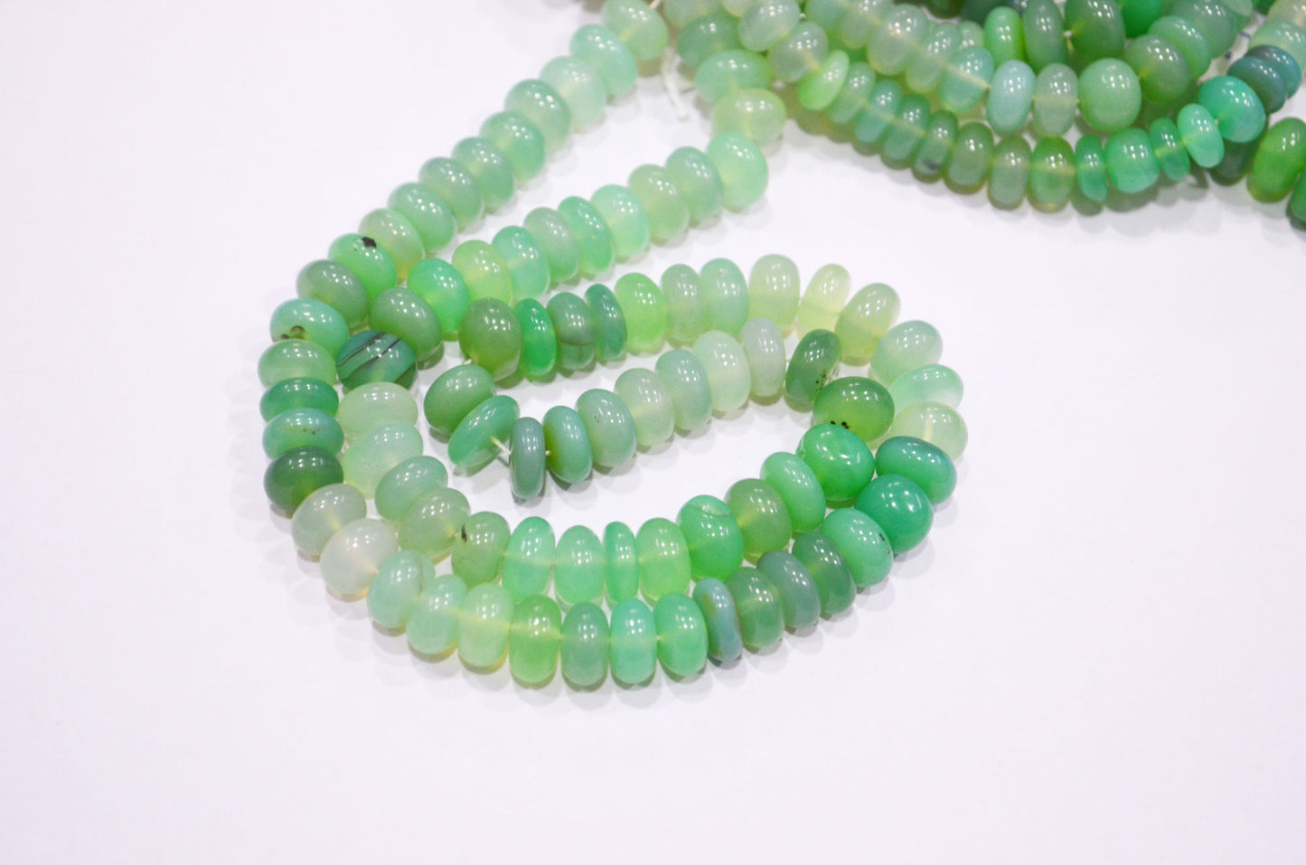 Shaded Chrysoprase Chalcedony Smooth Rondelle Shape Beads , Sold By Strand , 7.50 - 9 mm , 16" , 32639