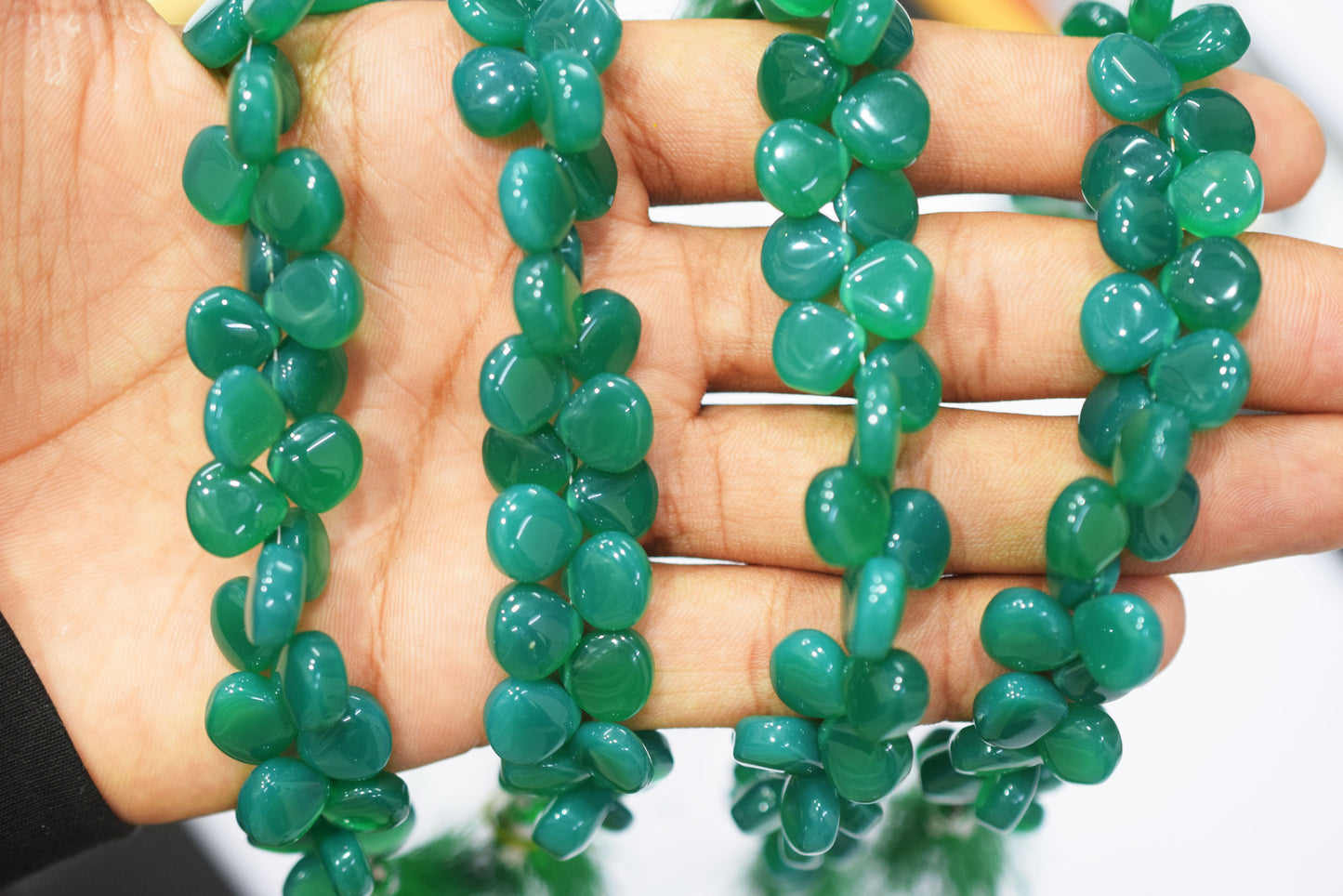 Green onyx chalcedony Side Drill smooth  heart Shape Briolettes, Sold By Strand, 7 Inches, 10 mm, 32668