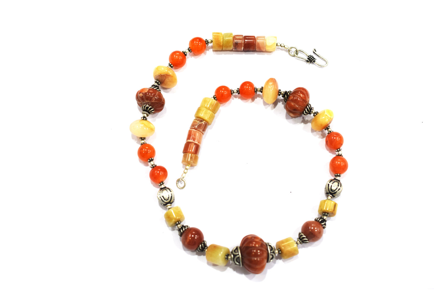 Natural Carnelian and Agate Beaded Necklace – Handcrafted Gemstone Strand with Carved Pumpkin Focal Beads,32900