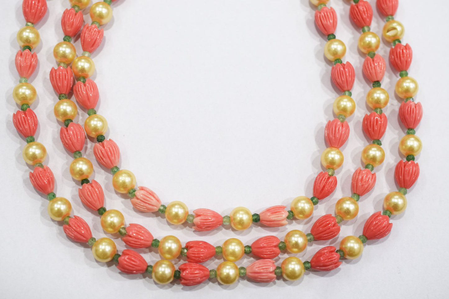 Ceramic Carved coral Flower and Synthetic pearl and grew strawberry beads Necklace , 8x10mm, 16 to 19 inches, 33JJE071