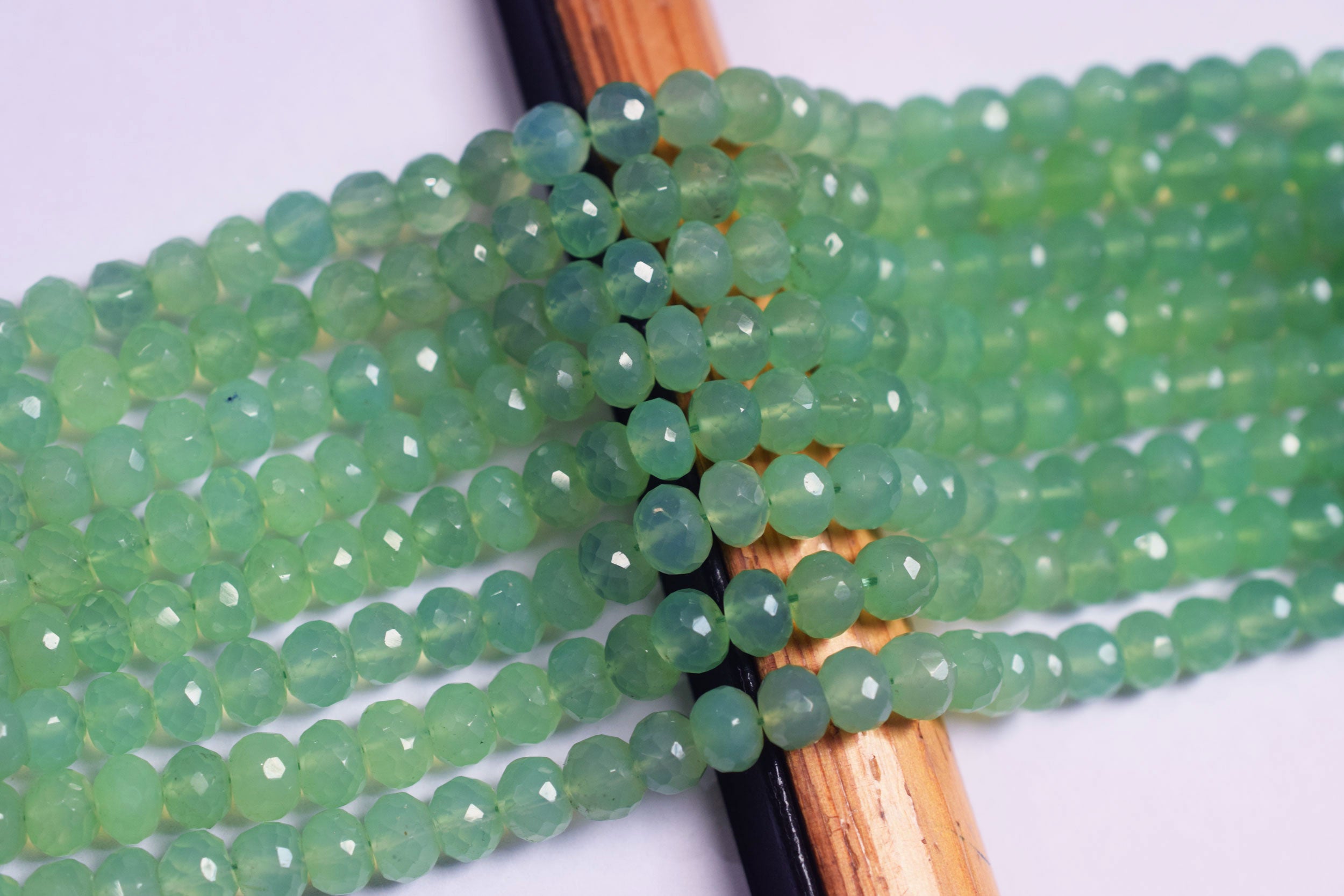 Genuine Chrysoprase Chalcedony Faceted Rondelle Gemstone Beads, Green Chrysoprase Chalcedony, 17 Inches ,Sold By Strand, 7.50-7.75 mm, 33202