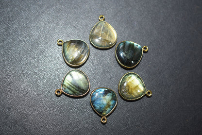 Labradorite Smooth Heart Shape Connector, Labradorite Single Connector, Sold By Piece ,11 mm, 34045