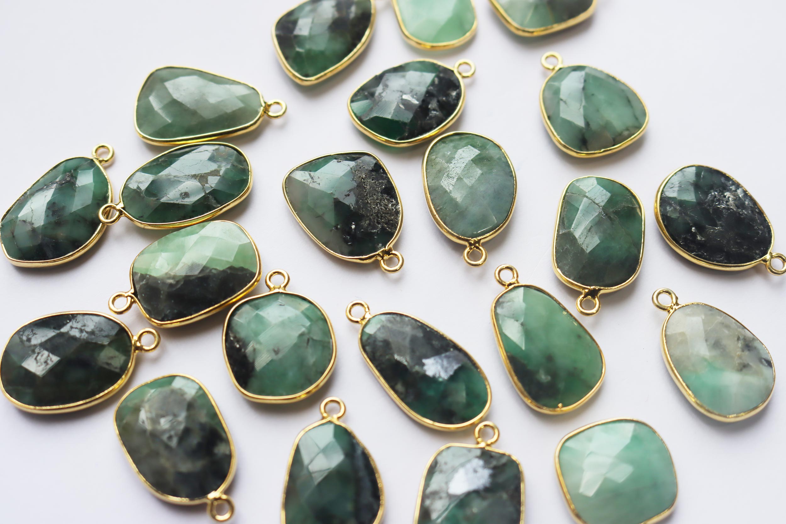 Natural Emerald Faceted Slice Shape Connector , Sold By Piece , 14 - 20 mm , RB-7289