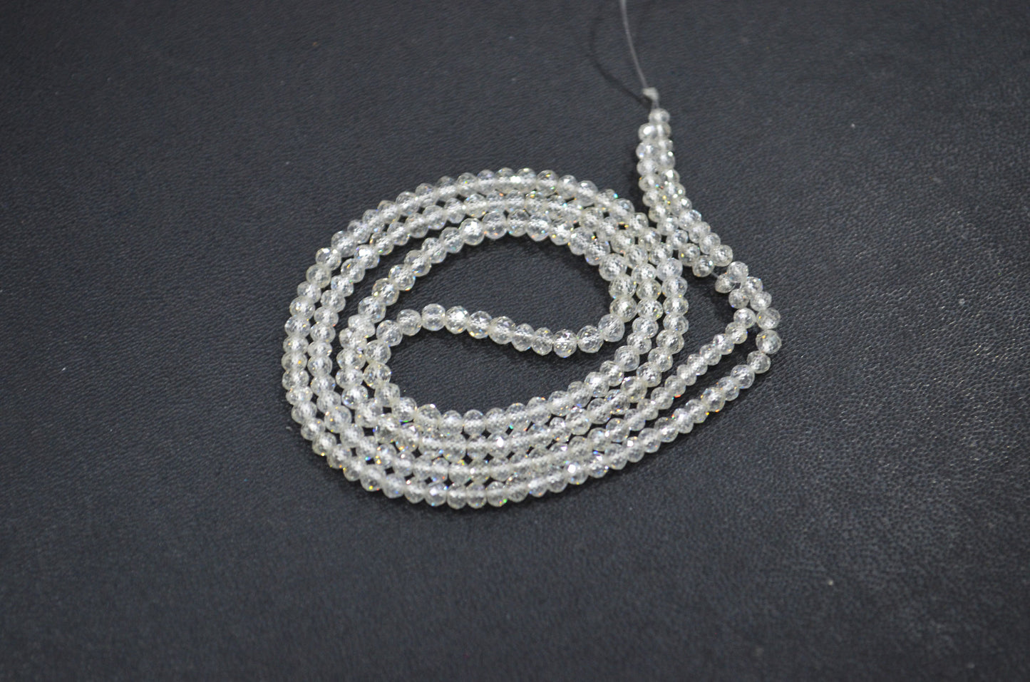 AAA White Diamond Faceted Rondelle Shape Beads , 9 Inches , 2.50 - 2.75 mm , DB-01