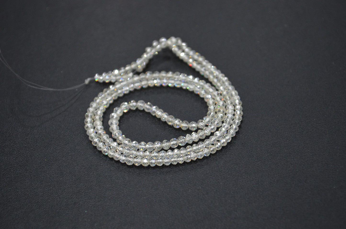AAA White Diamond Faceted Rondelle Shape Beads , 9 Inches , 2.50 - 2.75 mm , DB-01