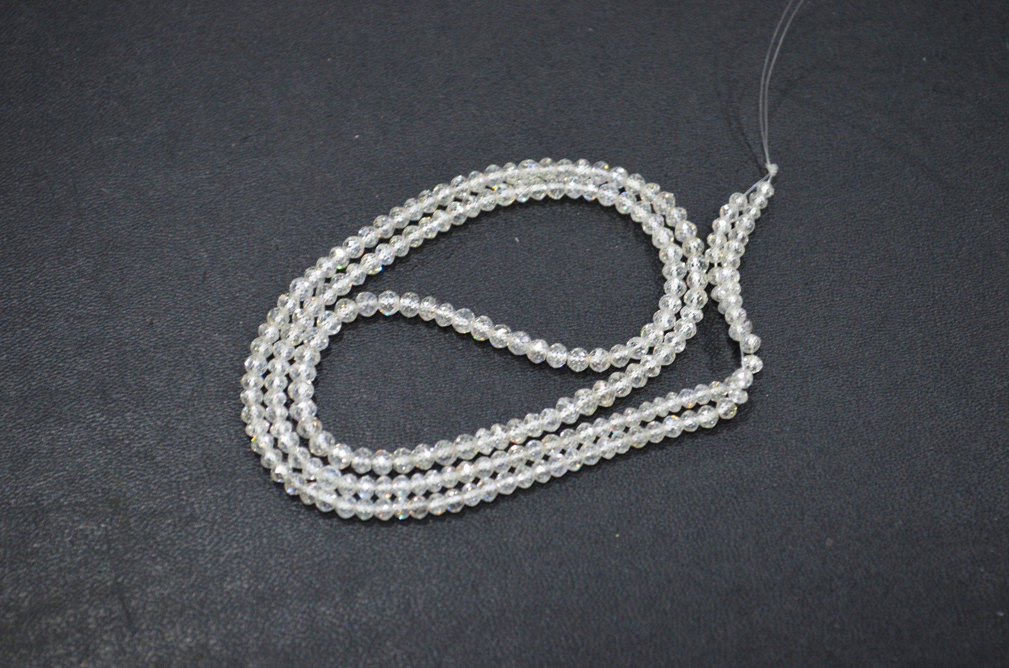 AAA White Diamond Faceted Rondelle Shape Beads , 9 Inches , 2.50 - 2.75 mm , DB-01