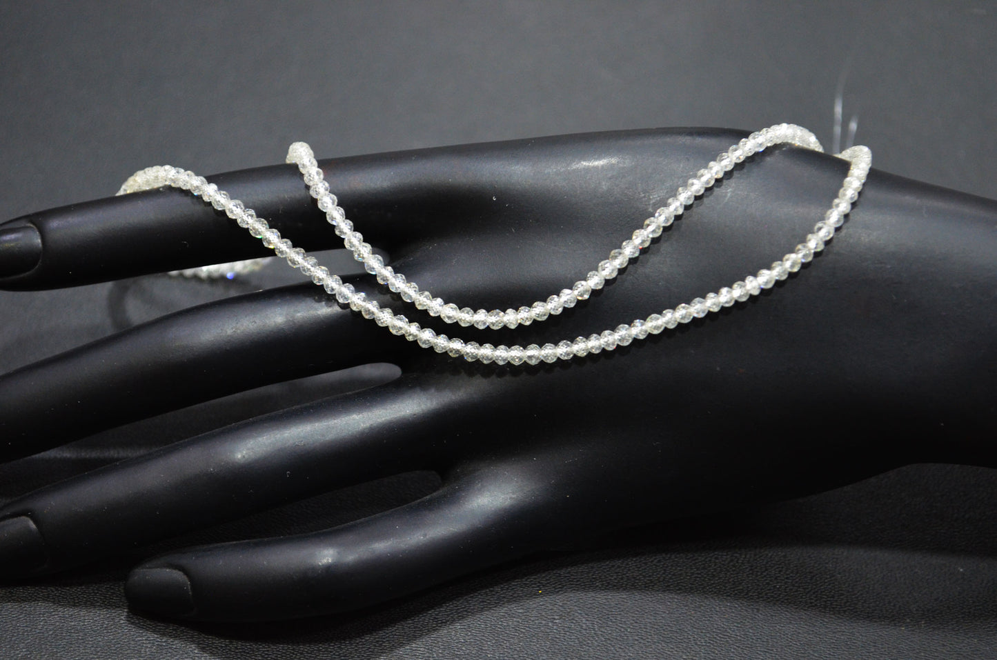 AAA White Diamond Faceted Rondelle Shape Beads , 9 Inches , 2.50 - 2.75 mm , DB-01