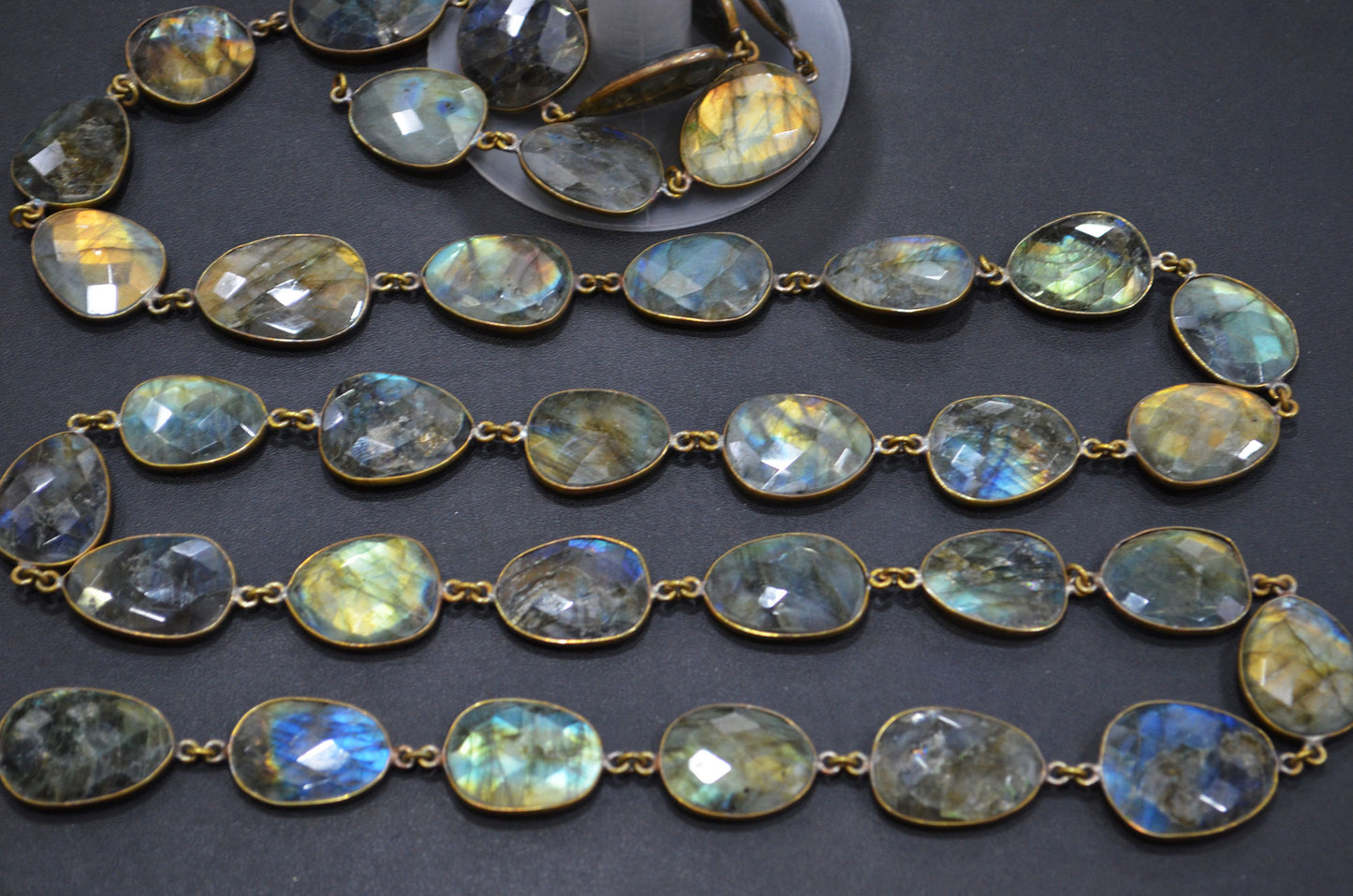 Natural Labradorite Faceted Free Form Shape Connector Chain , 17 - 24 mm , RB-5694