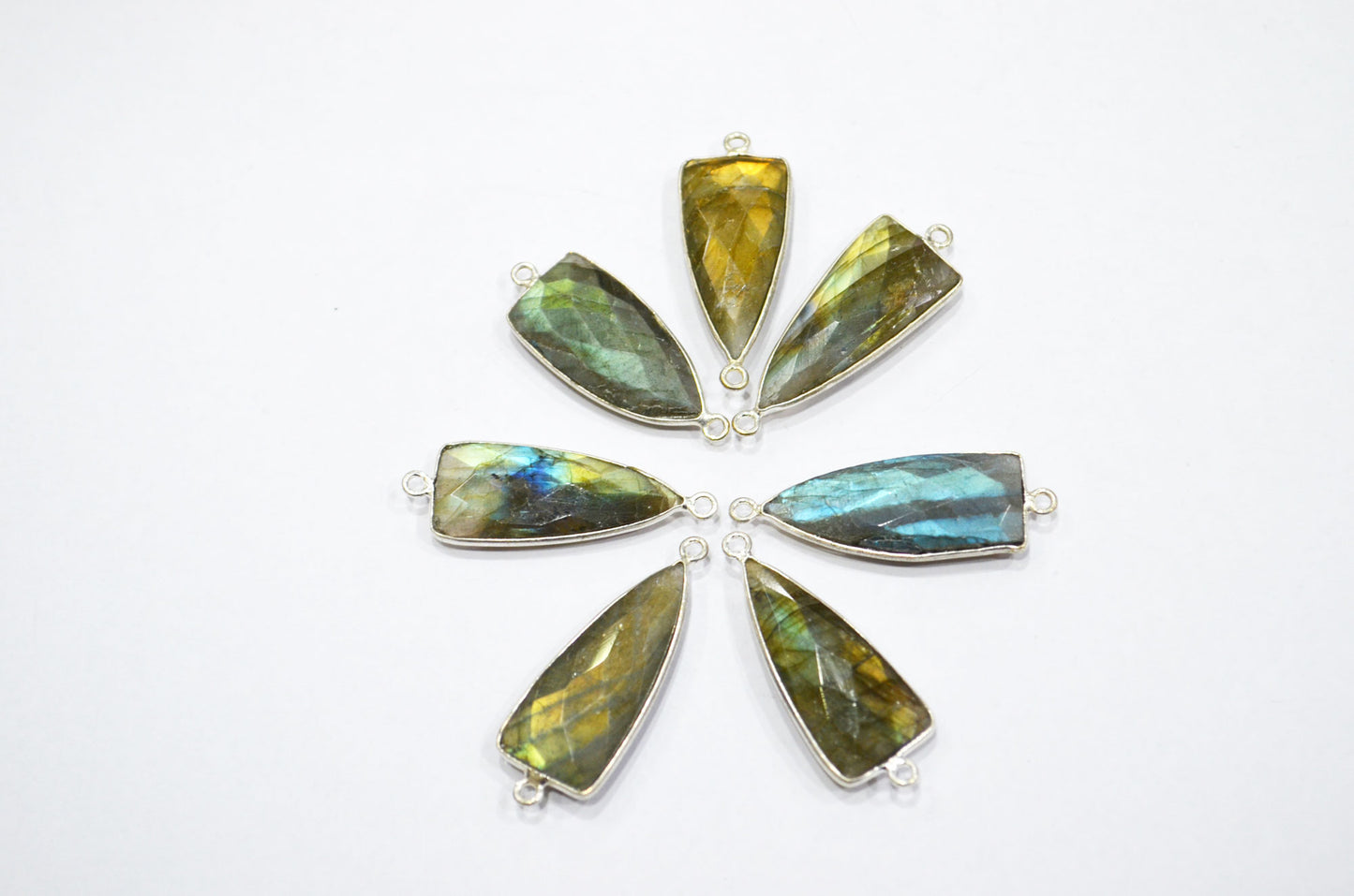 Flashy Labradorite Faceted Arrowhead Shape Double Bail Connector , Sold By Piece , 13x35 mm , RB-5865