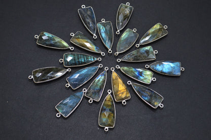Flashy Labradorite Faceted Arrowhead Shape Double Bail Connector , Sold By Piece , 13x35 mm , RB-5865
